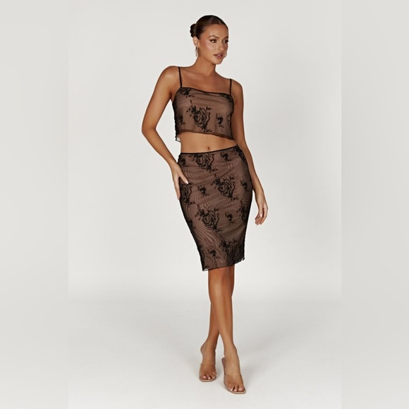 Meshki two piece  Xena Floral Embroidered crop top and skirt set size large - Picture 1 of 14